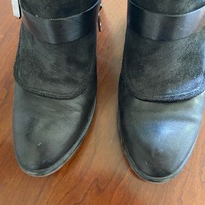 Donald Pliner boots